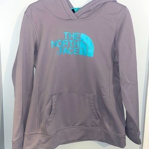 north face hoodie!🤍